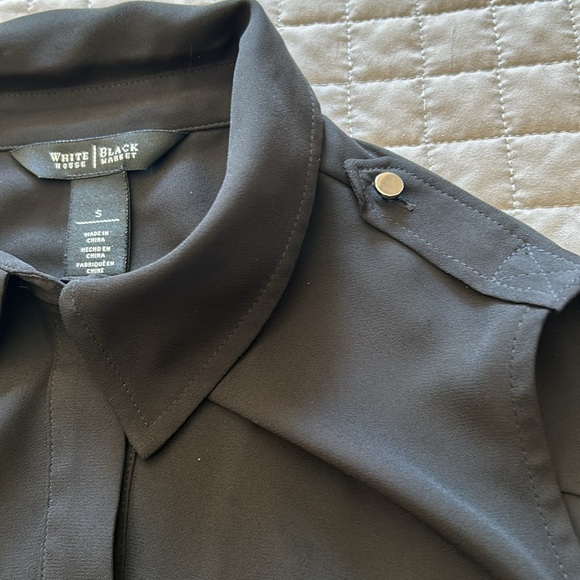 EUC - 🖤 Gorgeous WHBM Semi- Sheer Blouse - Picture 7 of 8